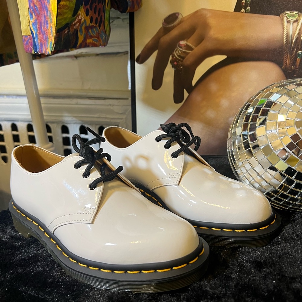 Dr. Martens 1461 Classic Oxford - Women's